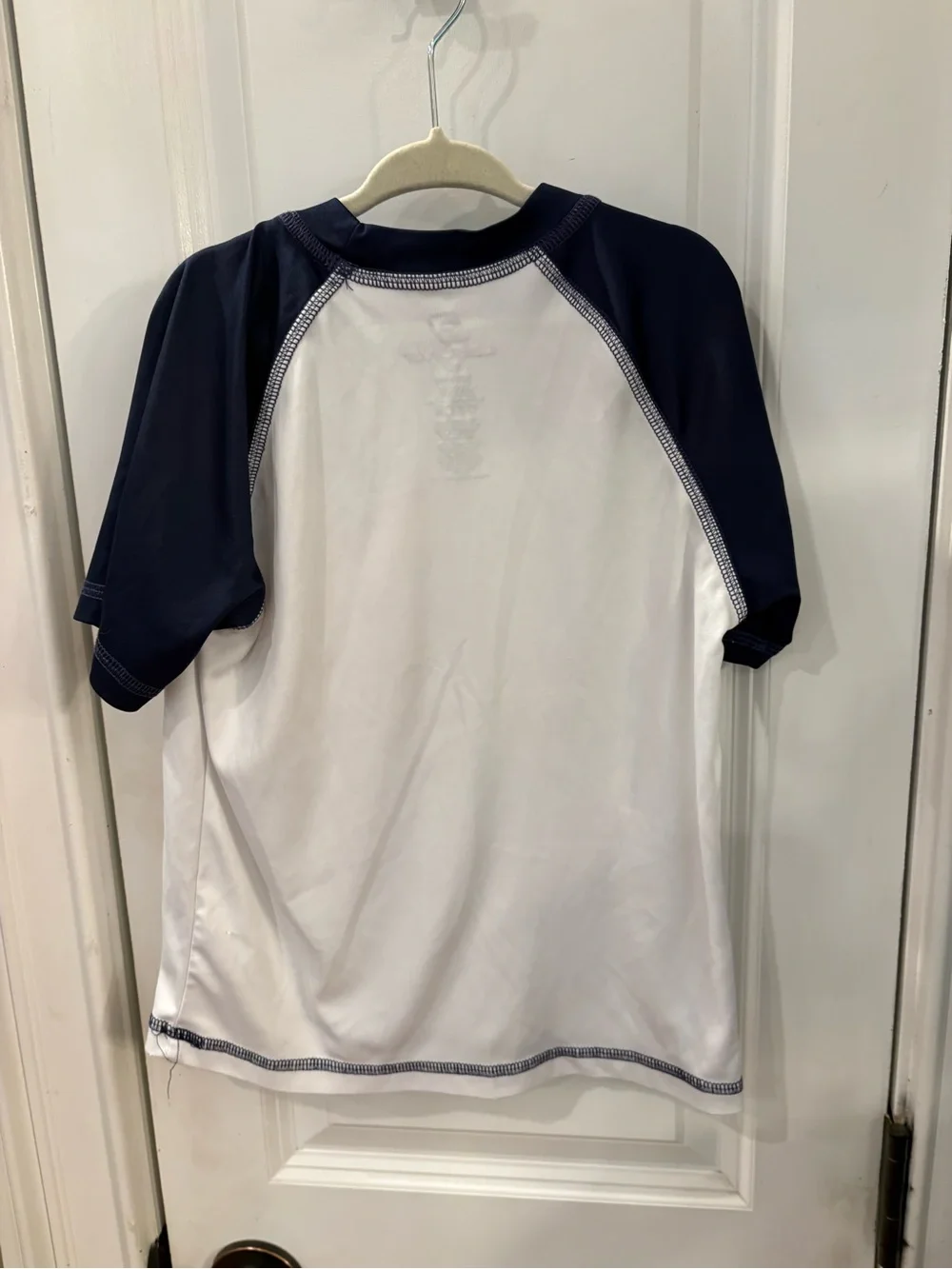 Laguna White & Navy Kids' American Surf Rashguard set preowned boys size 5/6